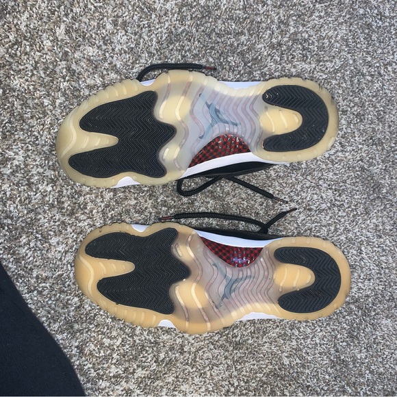 Men’s Jordan 11 Retro 72-10 (2015) - Picture 5 of 10